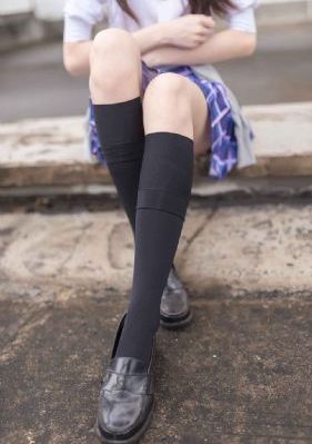 玉面桃花总相逢